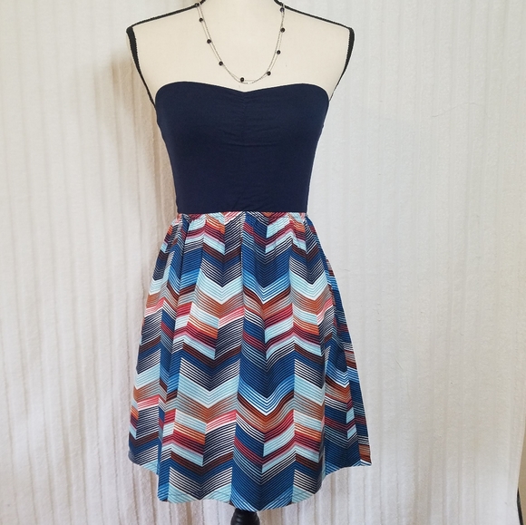 Roxy Dresses & Skirts - Roxy strapless dress.  Size S